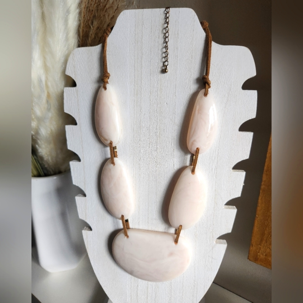 Oversized Beaded Boho Necklace - Pink